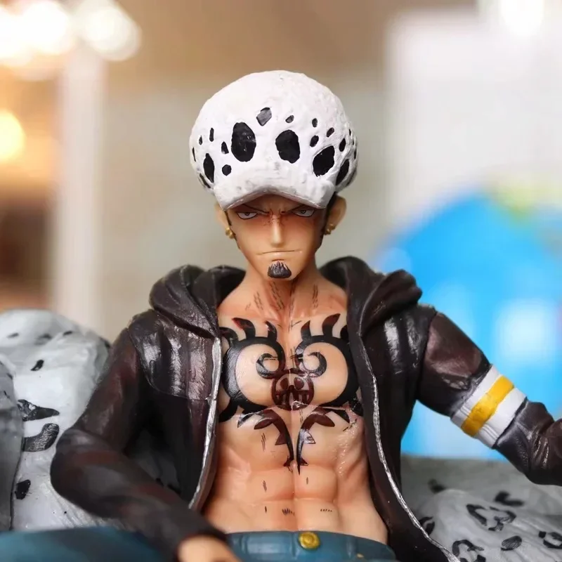 ฟิกเกอร์วันพีซ ทราฟาลการ์ ลอว์ ขนาด 26 ซม. พร้อมธีมแบล็คเพิร์ลและสโนว์ลีโอพาร์ด ของสะสมอนิเมะ โมเดลของเล่นสุดพิเศษสำหรับเด็ก