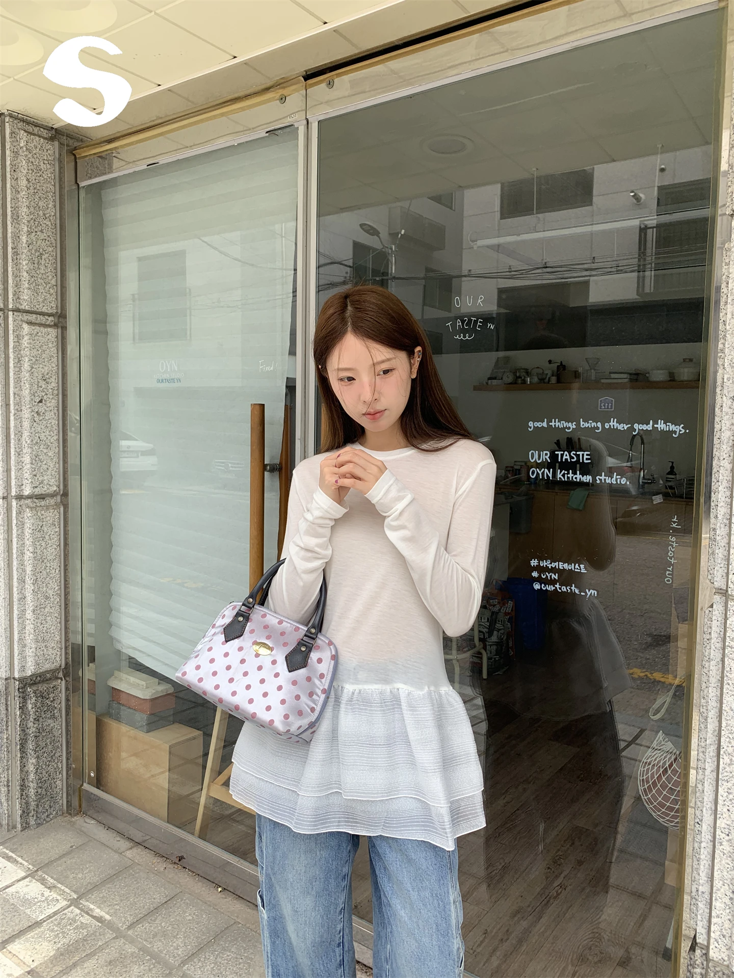 

Корейская базовая футболка с длинным рукавом для девочек, нижний слой, белая, однотонная, осенне-зимняя, для ношения под юбку