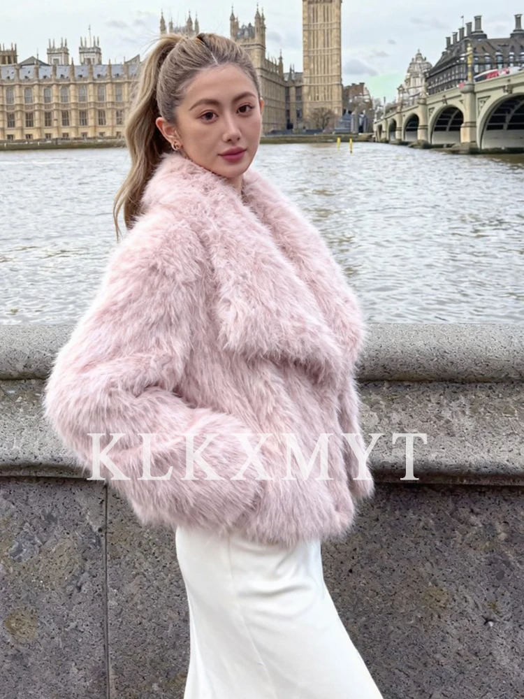 Damska kurtka futrzana 2025 Moda damska Jednolity kolor Długi rękaw Zapinana na guziki Krótkie kurtki Damski płaszcz jesienno-zimowy na co dzień