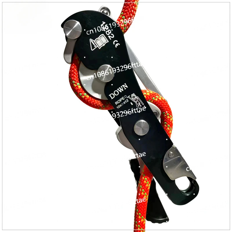 Anti-panic Manual Descent Device, Outdoor Mountaineering, Rock Climbing, Self-locking Anti-panic Protector STOP Descent Device