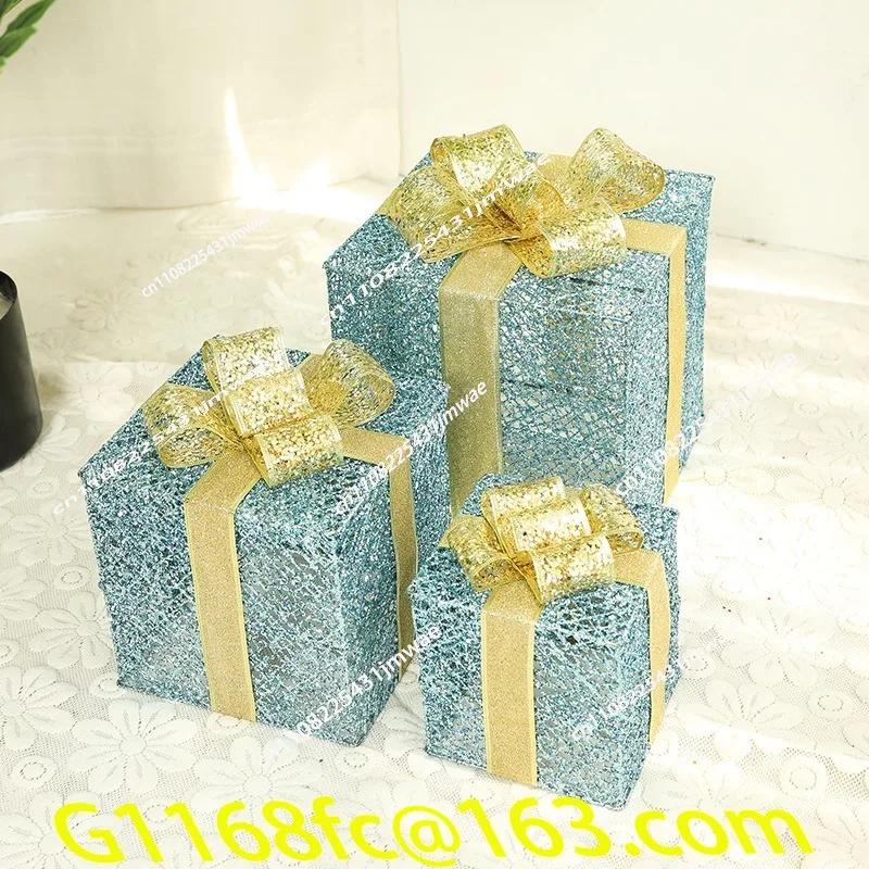 Hot-selling Christmas Day ornaments window battery wrought iron Christmas decorations three-piece set with lights