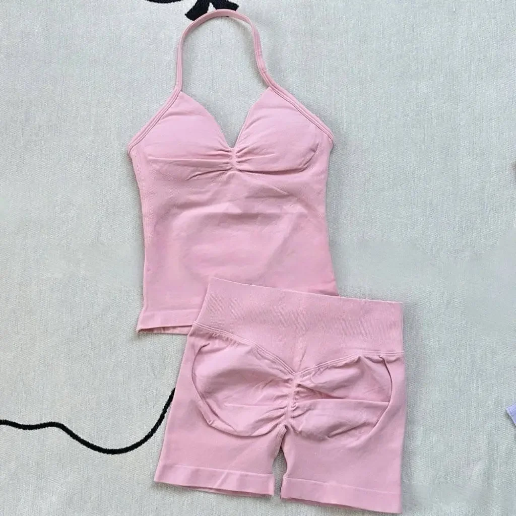2-teiliger Damen-Fitnessanzug: Langes, trägerloses Top, nahtloser Lauf-BH mit Yoga-Fitness-Workout-Sportshorts für Laufübungen – Detail 3