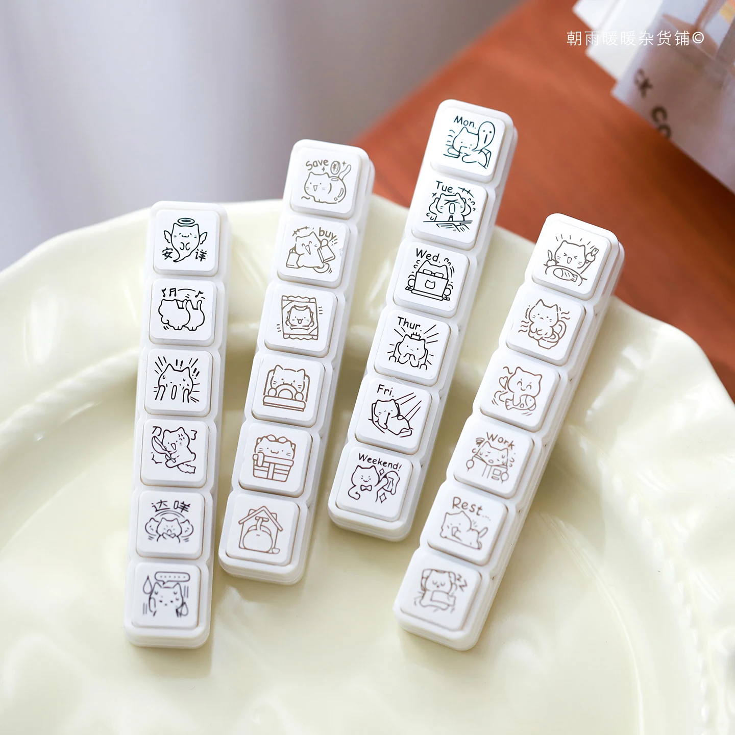 Cute Cat Six-Piece Stamp Set with Ink, High Aesthetic Value for Children's Daily Mood Journaling and Decoration