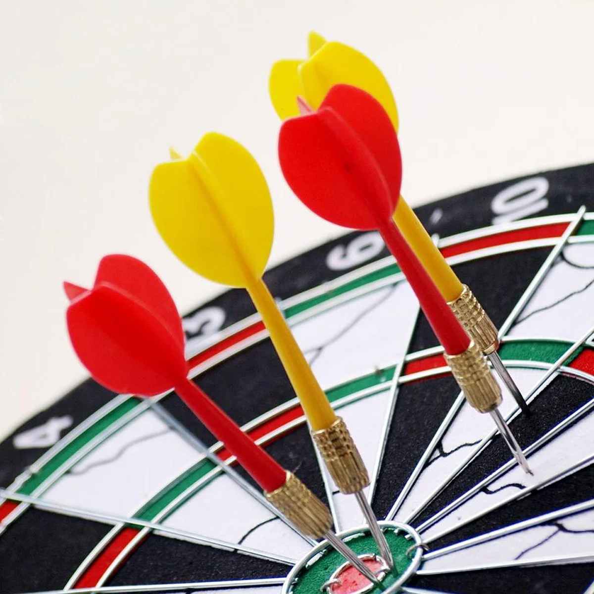 

4Pcs Plastic Dart Flights High Quality Colorful Tail Wings Enhanced Rigidity for Adult Sports Gear Precision Flying Red