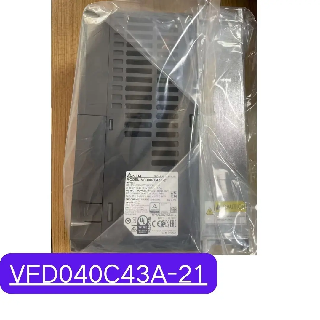 Brand New VFD040C43A-21 inverter 0.4KW Fast Shipping