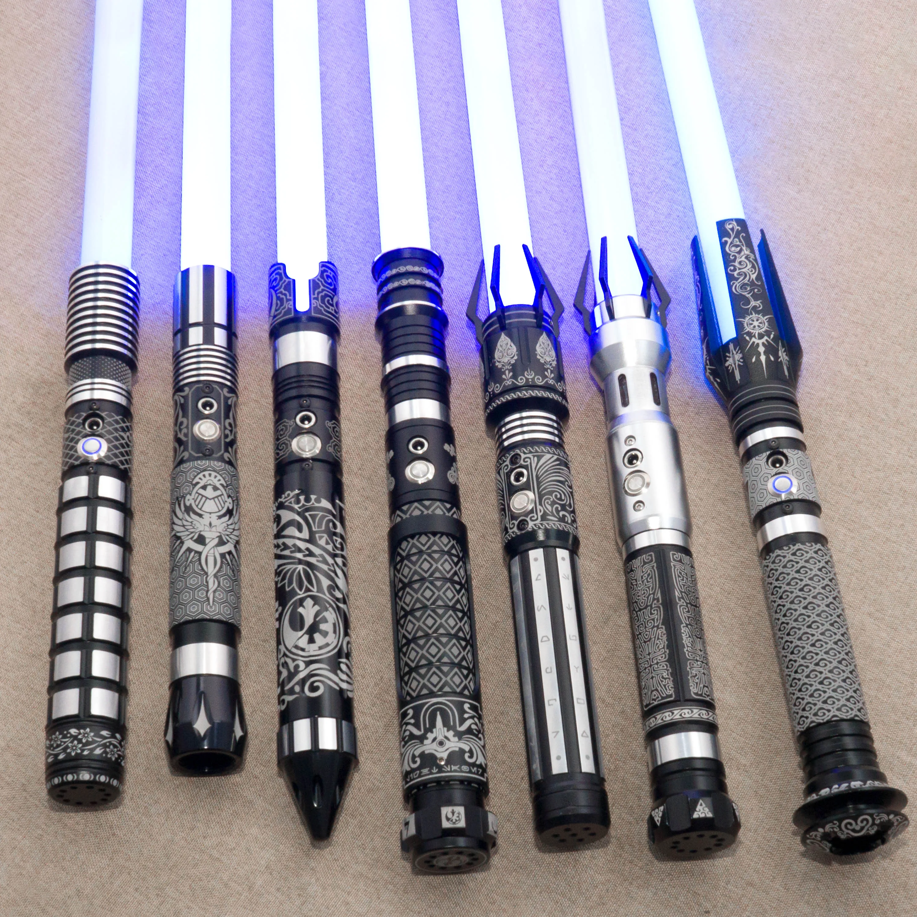 Pixel Lightsabers RGB Black Friday Combat Sword Jedi Smooth Swing Metal Force Glow Blaster Cosplay Luminous Toys