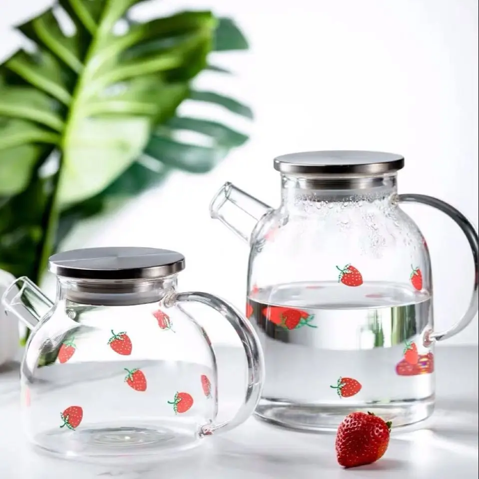 Strawberry Glass Mug with Straw Creative Drinking Cup with Lid High Borosilicate Clear Glass Water Cup Household Milk Juice Cups