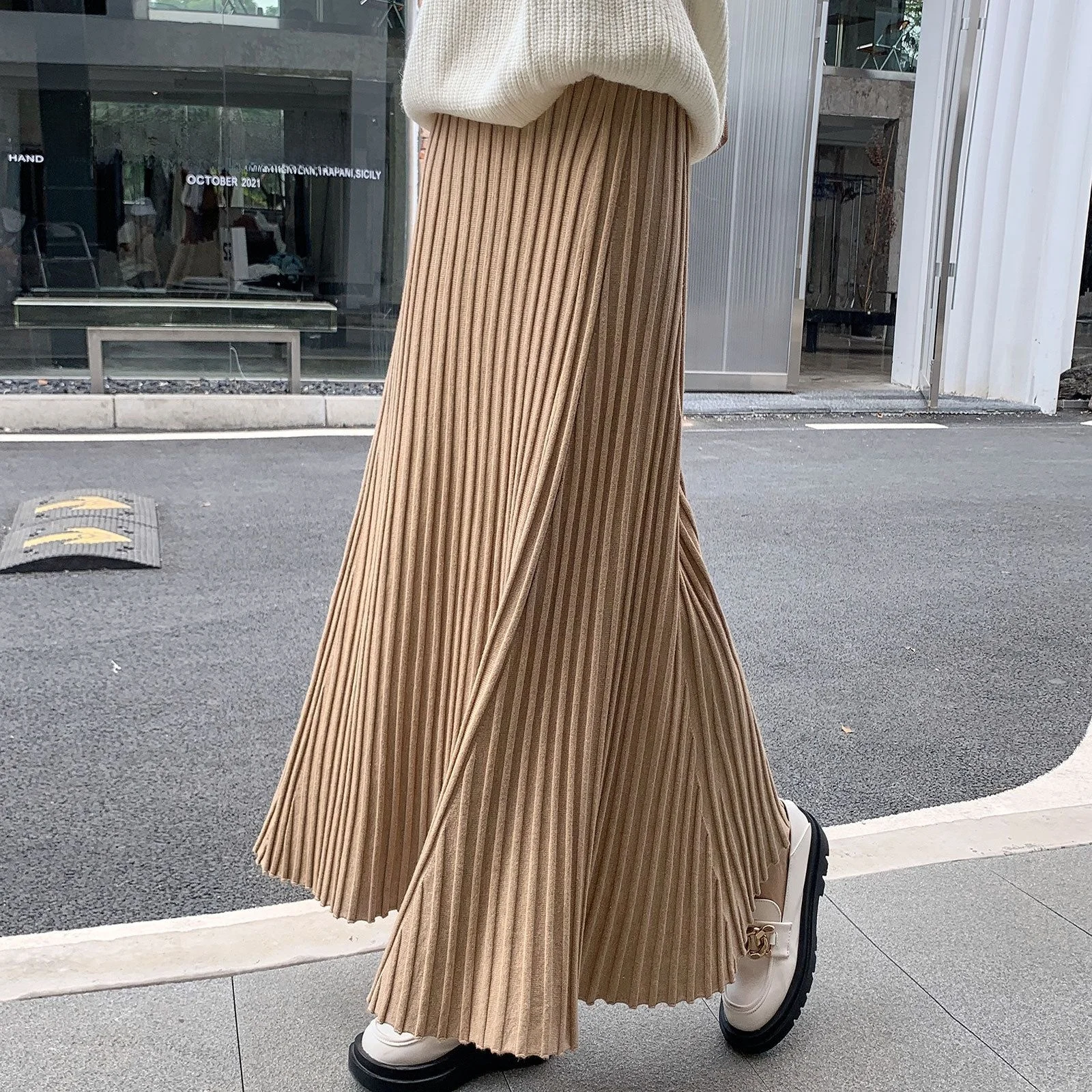 

Вязаная плиссированная юбка А-силуэта Laid-ba Sle с высокой талией, облегающая, в полоску, для осеннего сезона