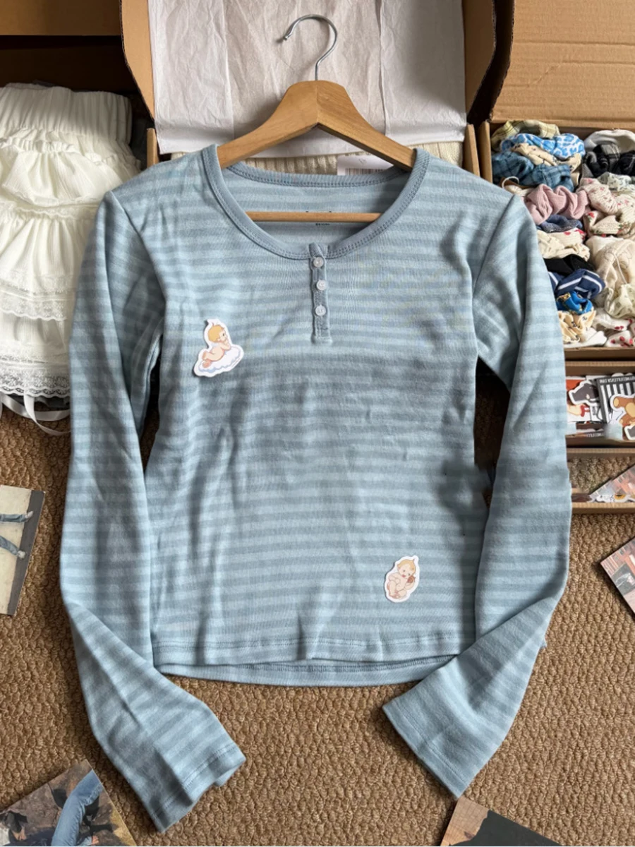 New Striped Slim Long Sleeve T-shirts Women Spring Three Buttons O-neck Cotton Tee Tops Female Casual Vintage Classic Tshirt Y2K
