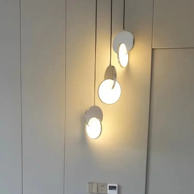 Lampe LED Suspendue au Design Moderne, Luminaire Décoratif de Plafond, Idéal pour une Chambre à Coucher, un oral et, un Restaurant ou un Hôtel