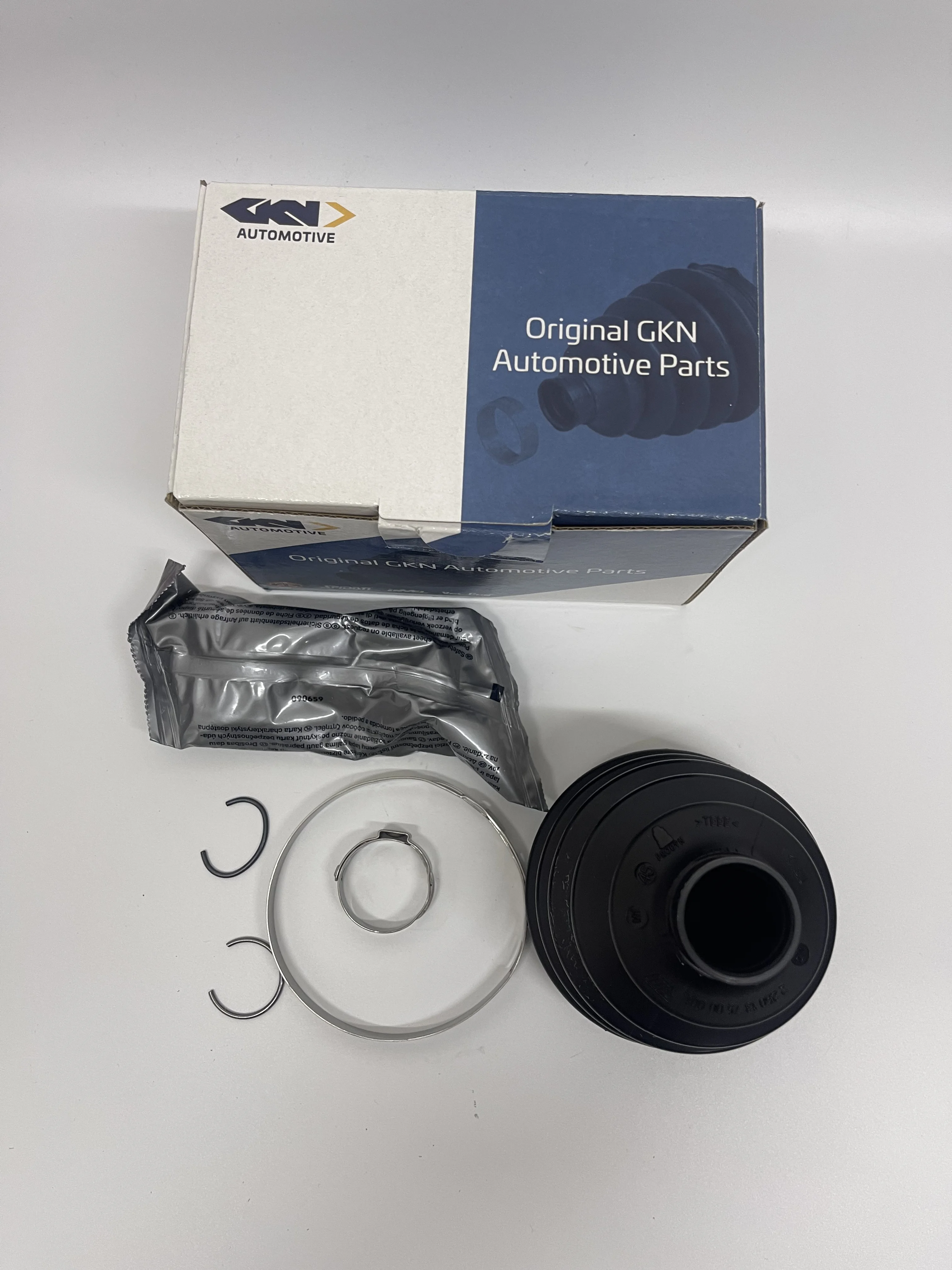 OE 31607608096 Front Outer CV Joint Boot Repair Kit For BM W X3 F25