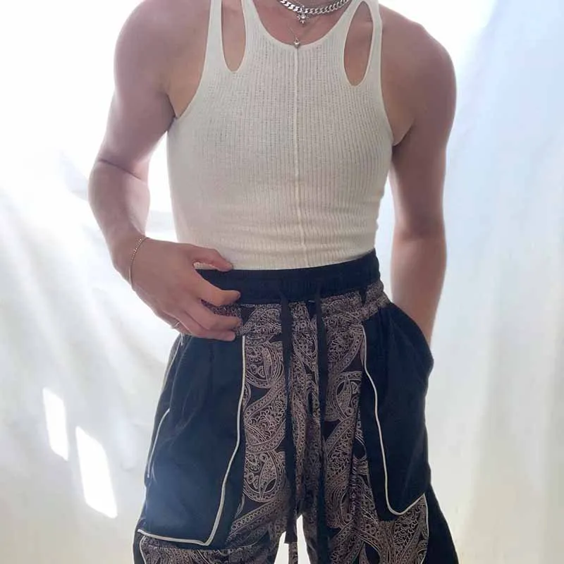 جديد الرجال سترة الصيف ثقب جوفاء تصميم محبوك تانك الأعلى أكمام الصيف أزياء الدبابات القمم