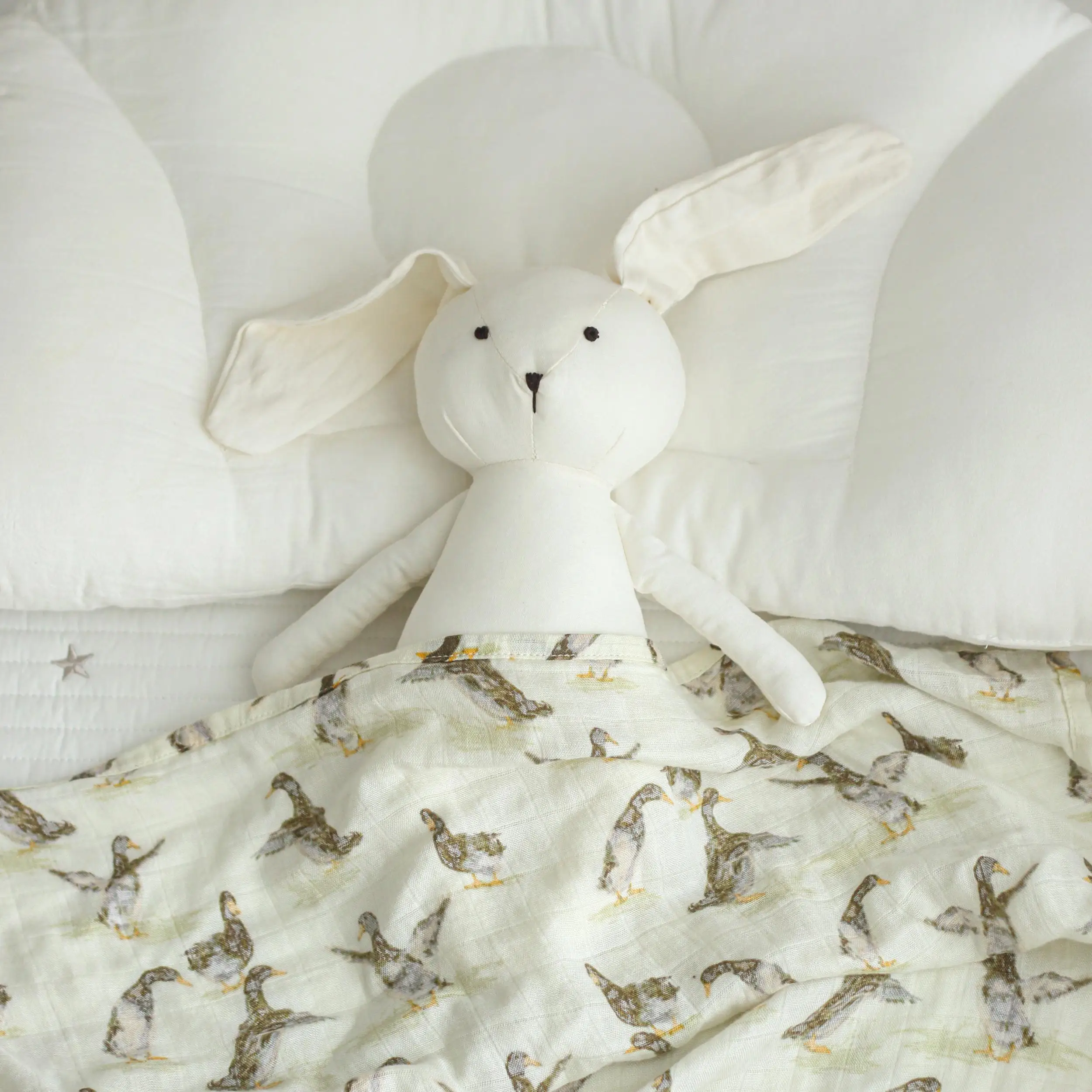 Ins nórdico bonito dos desenhos animados coelho urso boneca bebê calmante boneca foto adereços para crianças presentes do feriado