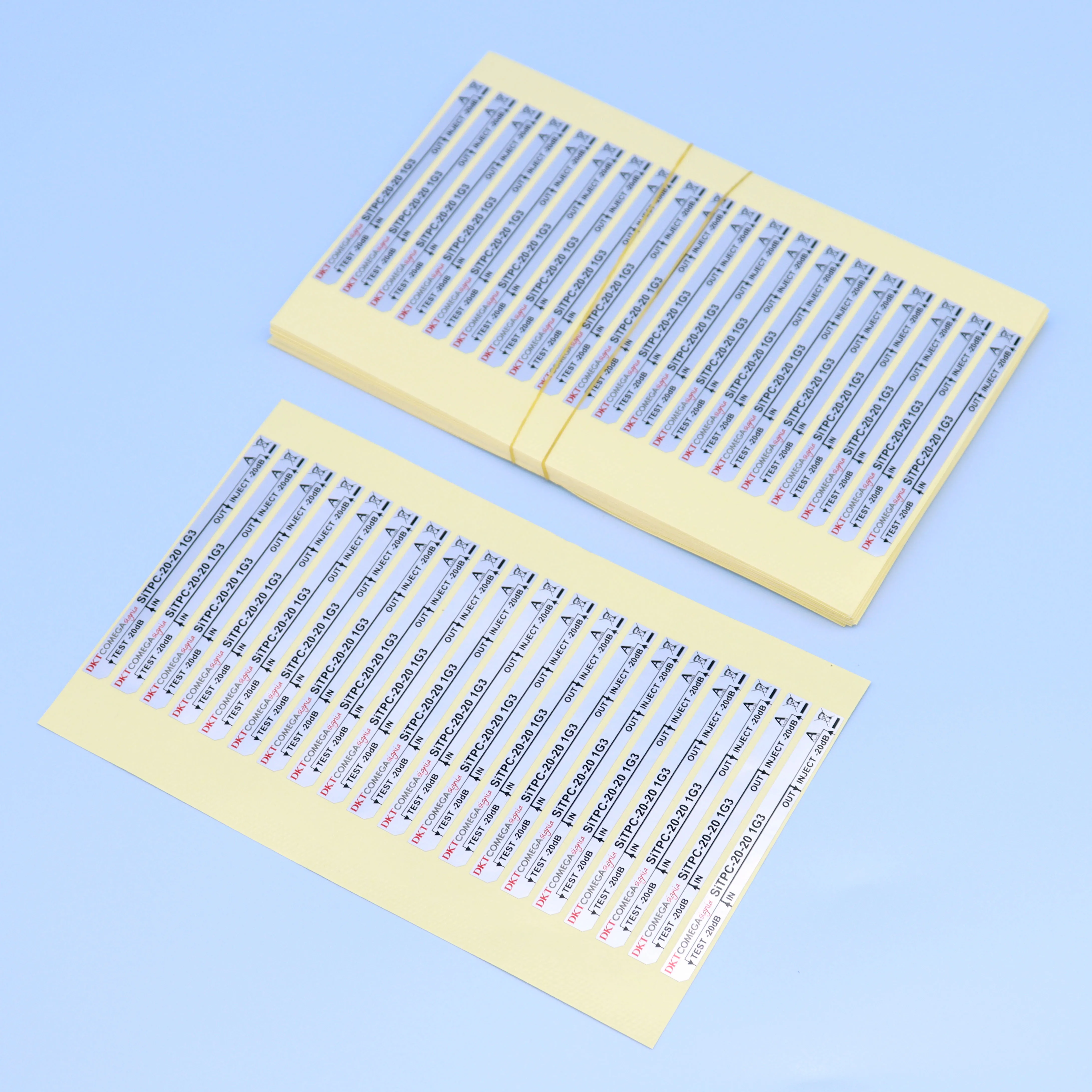 100-500pcs adesivi personalizzati argento opaco etichette impermeabili per prodotti in vinile nome Logo carta PVC trasparente sigillo alimentare