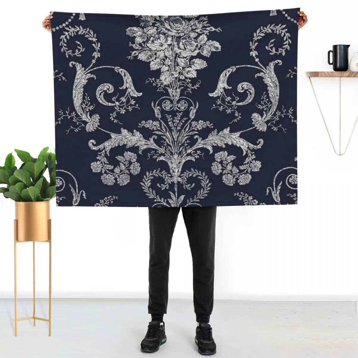 Luara Ashley blue Throw Blanket Anti Shedding Soft Fuzzy Blanket for Home