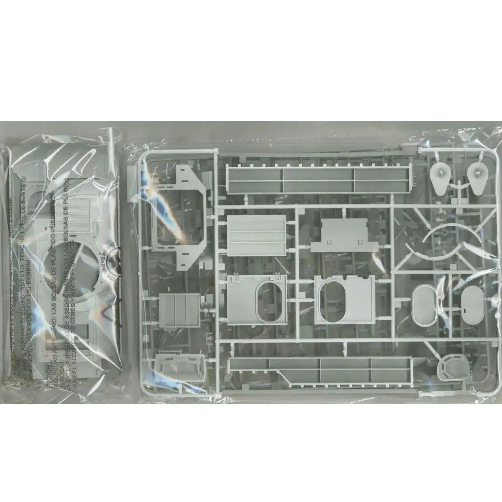 الحركية K61016 1/35 مقياس M3A3 برادلي CFV مع نموذج خزانات وصلات المسار بيج فوت