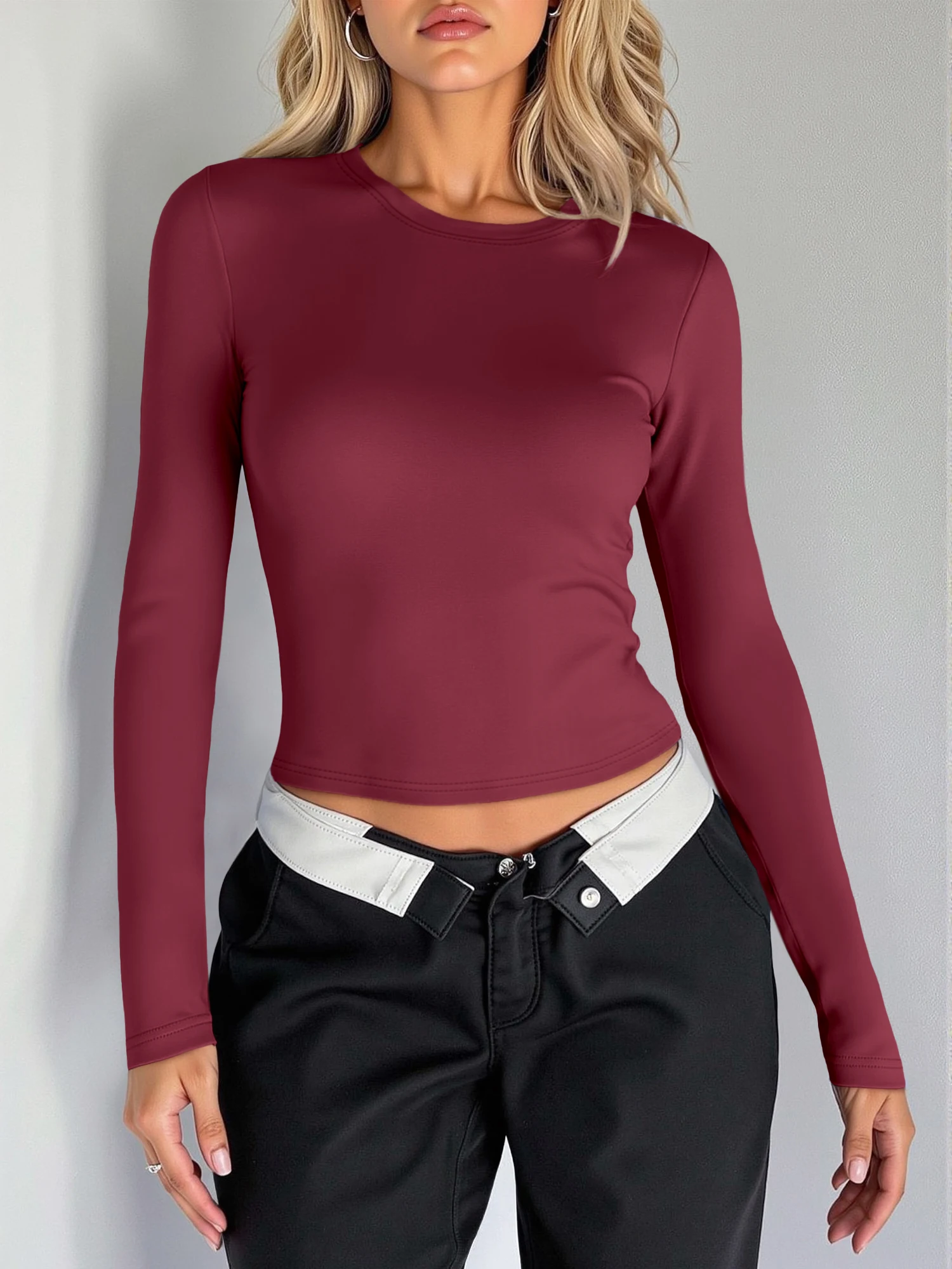 Comfort Stretch Cropped Long Sleeve Top, Crew Neck Slim Tee for Picnics & Road Trip Outfits