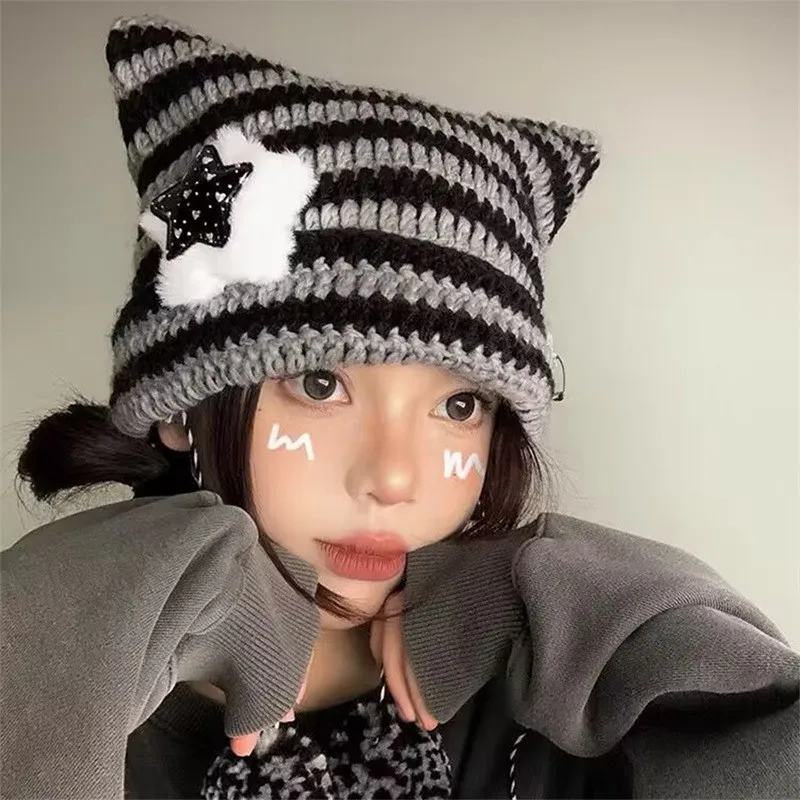 

Women Cute Cat Beanies Cap Winter Warm Cat Ear Hats with Star Ornaments Y2K Grunge Earflap Beanies for Teen Girls Punk Windproof