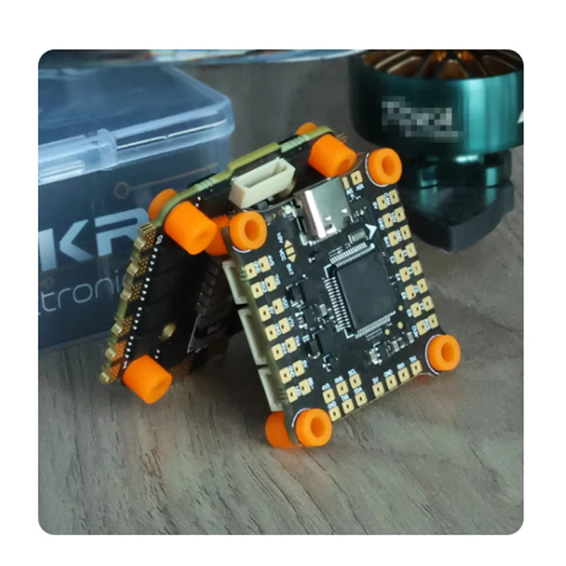 

HAKRC F722 F7230 V2 Stack 45A/50A/60A/65A ESC 2-6S Dual Gyro 16MB Black Box 30,5 мм Подходит для гоночного дрона FPV Freestyle