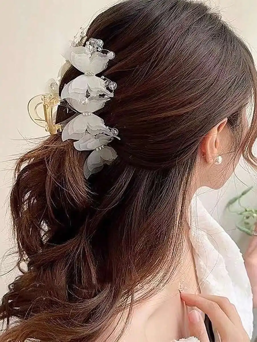 

Womens Butterfly Hair Claw Clip For Bun Styling Holiday Hair Accessory Autumn Winter