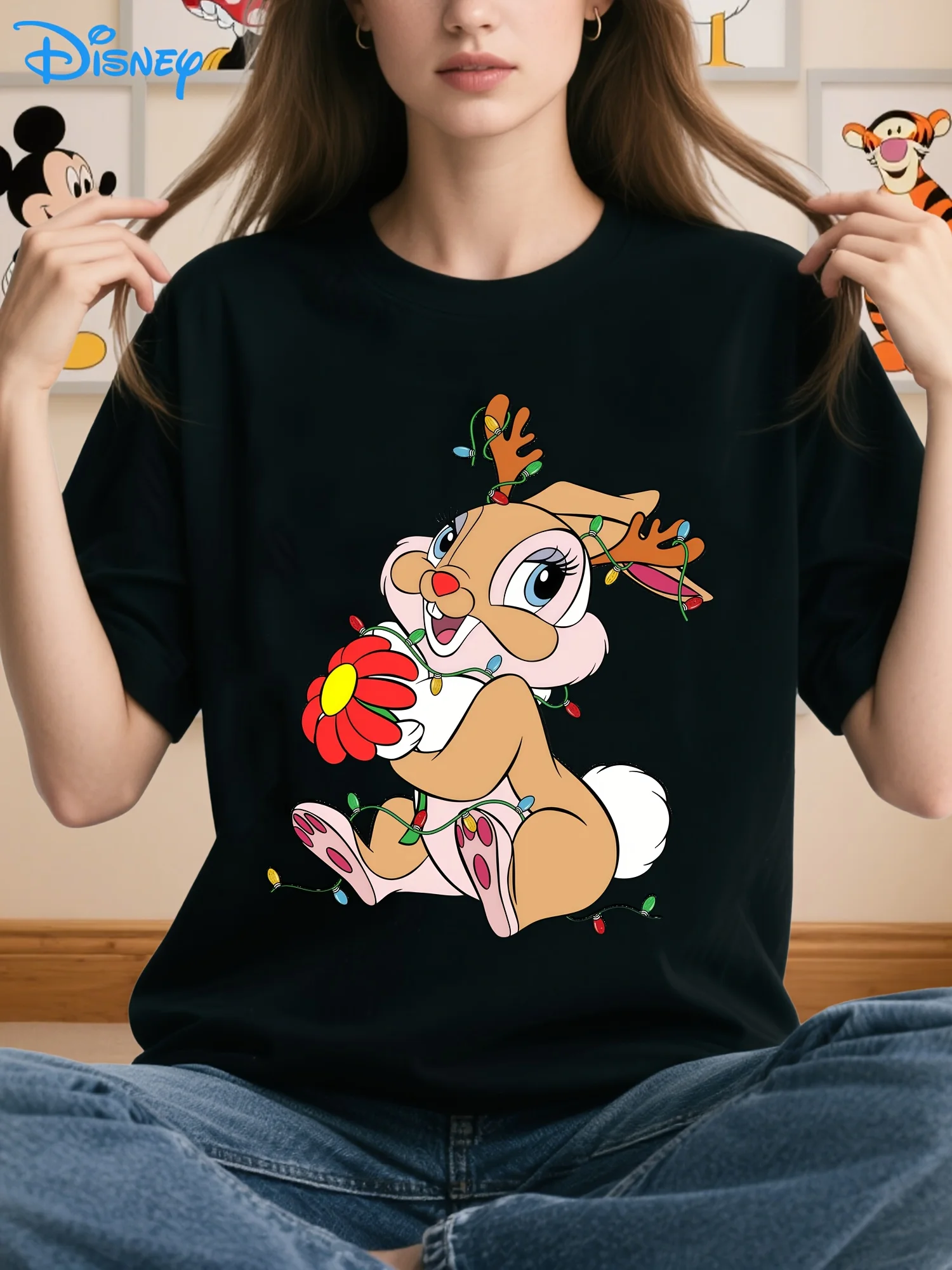 여성용 디즈니 토끼 순록 뿔 & 꽃 티셔츠 - 반팔 캐주얼 여름 탑(밤비의 상징적인 귀 포함)
