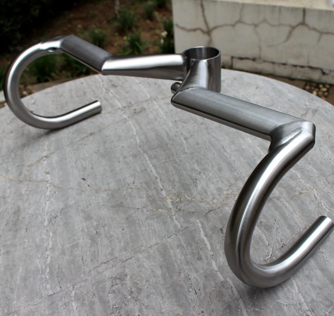 Ti TT Handle Bar With Inner Line Routing Design Titanium Race Handle Bar Titanium Road Handle Bar Custom