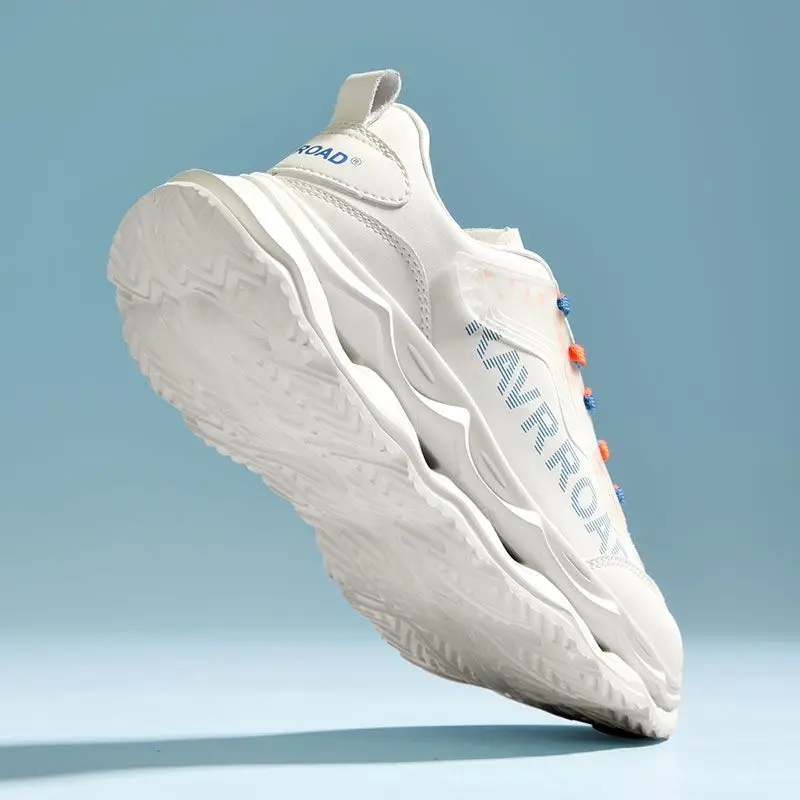 

New Hot Summer Hiking Lightweight Walking Shoes Breathing Shoes Soft Bottom Shock Absorption Casual Running Shoes Very Good