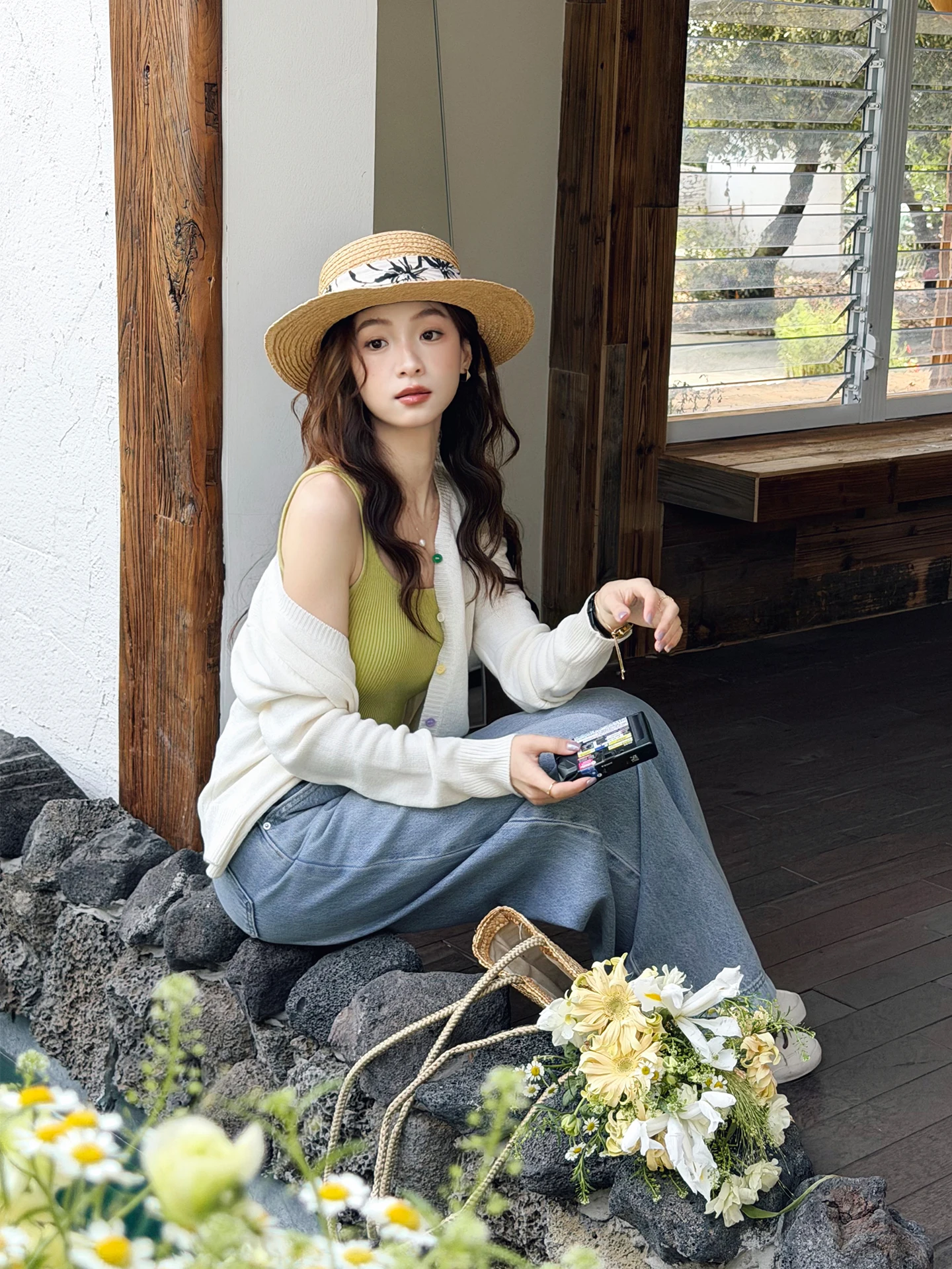 

Button Knitted Open Cardigan V-Ne Letter Embroidery Soft Korean Sle Loose Fit Spring 2026 Women's Faion