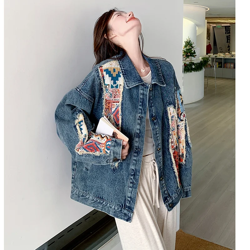 Spring Autumn Blue Denim Coat Retro Embroidery Denim Jacket 2025 New Women Jacket Fashion Loose Coat