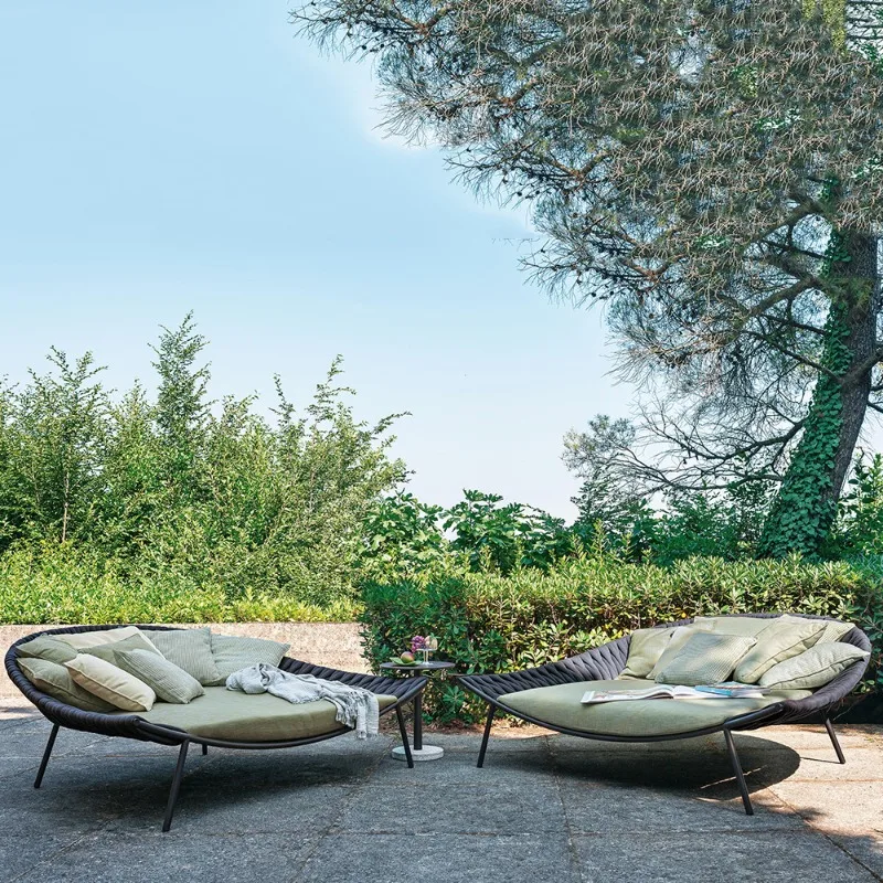Outdoor loungers, rattan courtyard terrace swimming pool seaside villa greenhouse outdoor aluminum alloy bed circular sofa