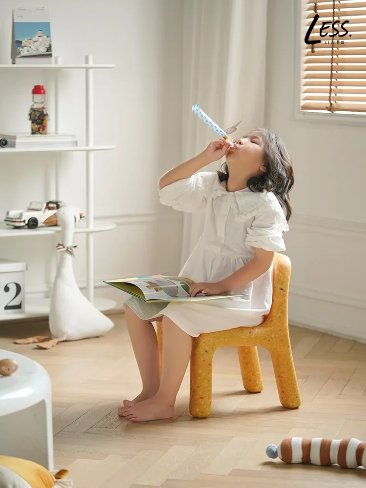 Рисунок 3 - Детский учебный стол и стулья