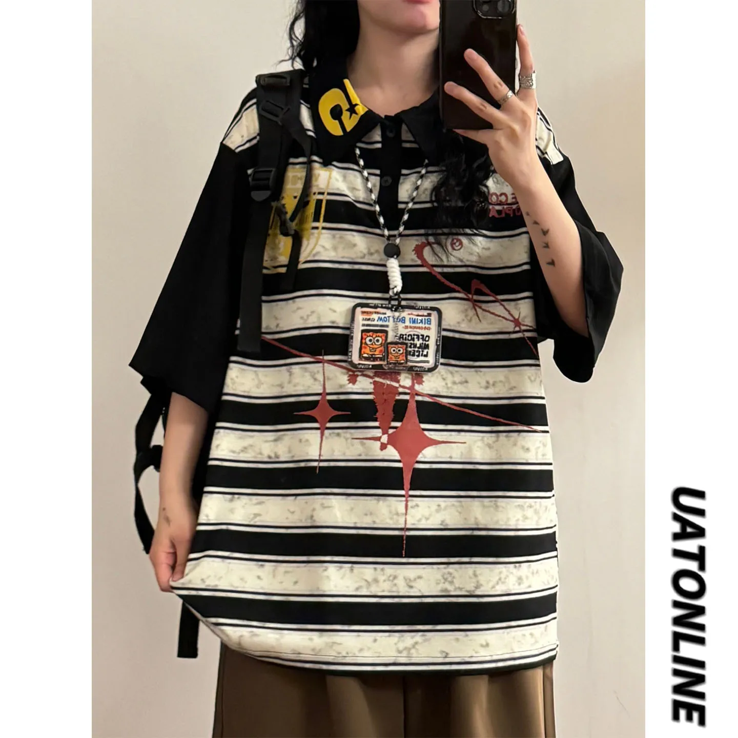 

UATONLINE2026 Летняя футболка в американском уличном стиле с граффити, коротким рукавом, полосатыми цветными блоками, свободного кроя, дышащая