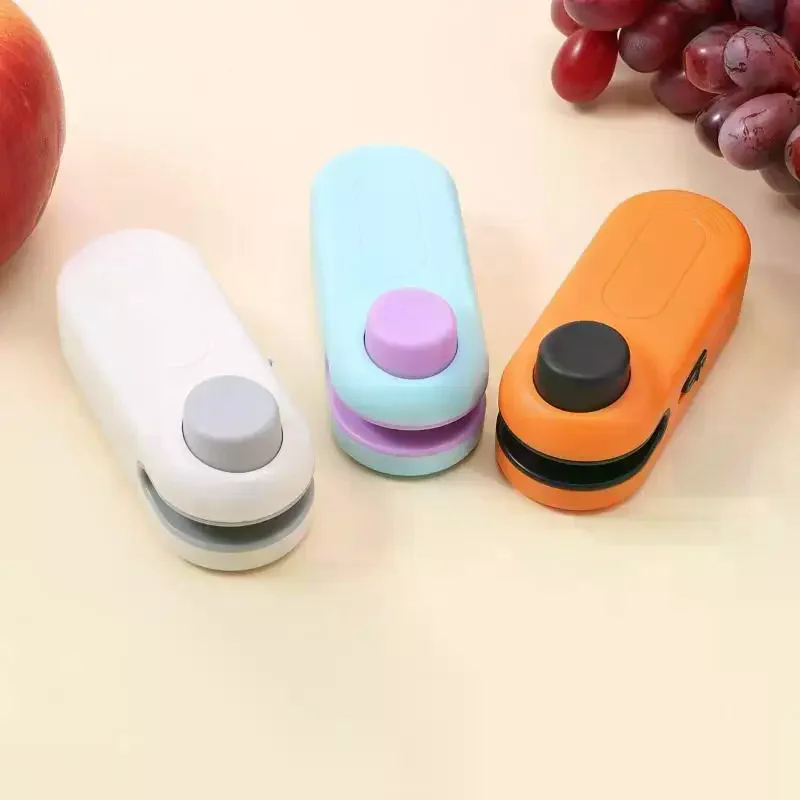 1pcs Mini Heat Bag Sealing Machine Package Sealer Bags Thermal Plastic Food Bag Closure Portable Sealer Kitchen Accessories view 2