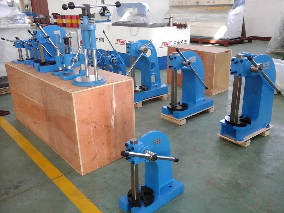 AP-1/2 Пресс для оправ TTMC