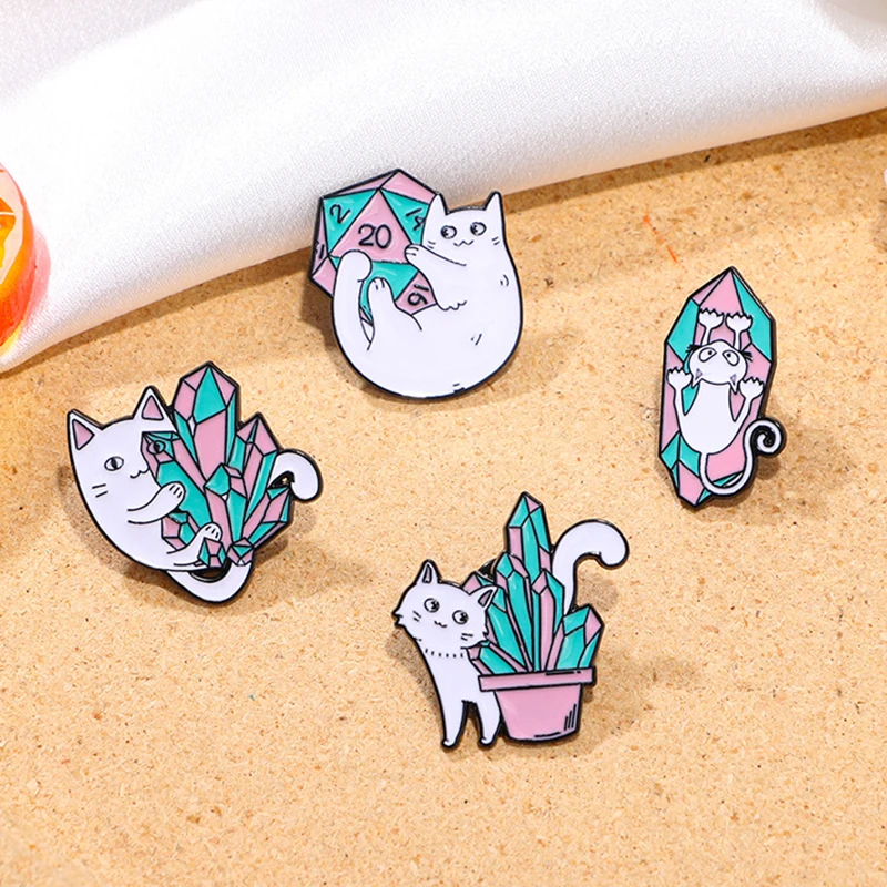 

Cartoon cat brooch creative potted white cat series PIN