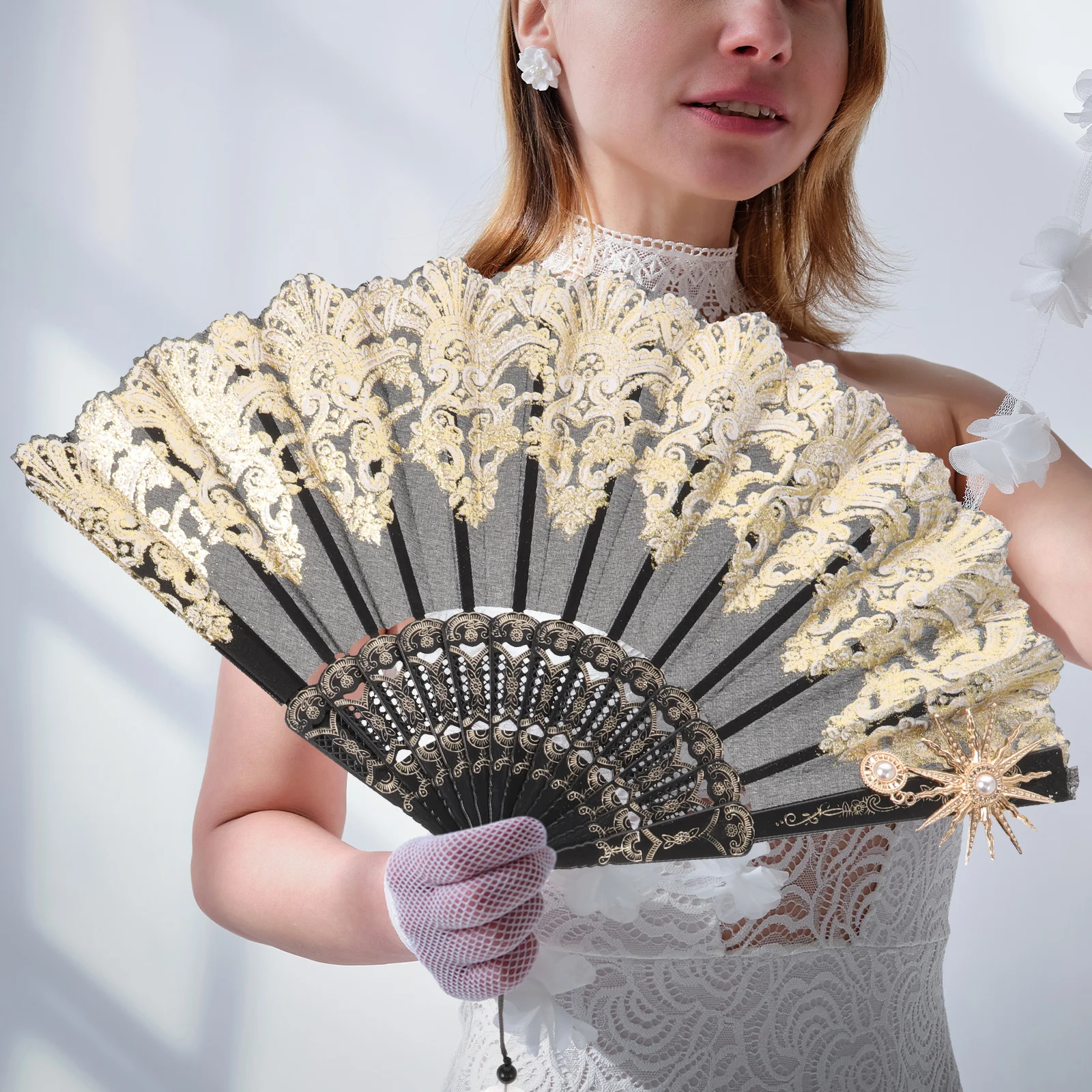 

European Vintage Folding Fan with Elegant Tassel Lightweight Portable Hand Fan for Wedding Party Dance Photography Prop