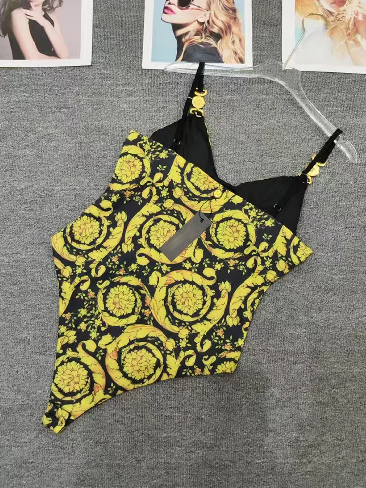 2026 summer women's retro geometric printing hardware buckle sling tube top jumpsuit fashion Joker elastic slim tights.