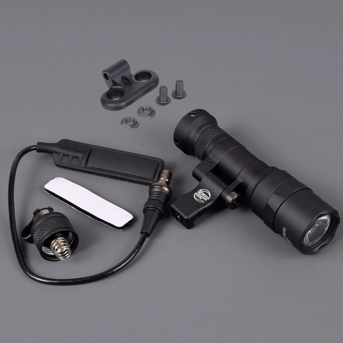 

Tactical SF M300 Upgrade M340C Airsoft Scout Light With Mlok Keymod Rail And Offset Mount Hunting Rifle Flashlight