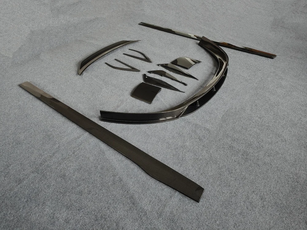 

A-Style Carbon Fiber Body Kit for Ferrari California Front Lip Rear Diffuser Side Skirt Spoiler