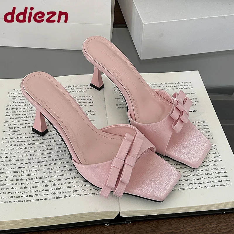 

Розовые модные женские босоножки на высоком каблуке с узлом-бабочкой, женская обувь без шнуровки, элегантные женские босоножки на каблуке, шлепанцы, туфли-лодочки