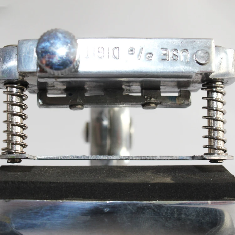 خنزير الأغنام البقرة معدات المزرعة أدوات الحيوان خنزير الأذن الوشم كماشة 6 أرقام الأرانب الوشم ذو طيات