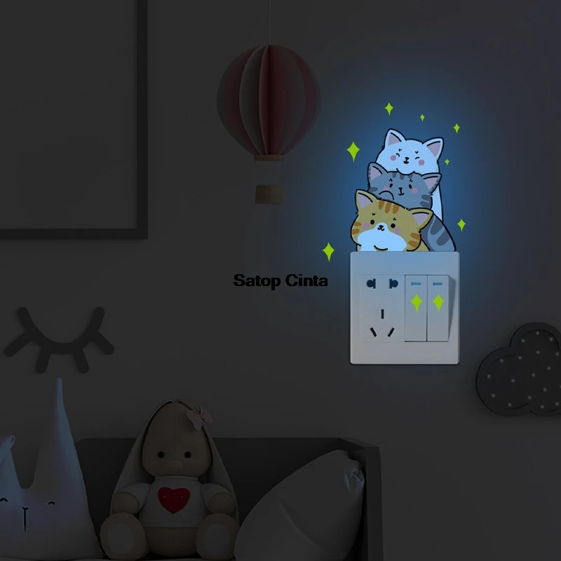 1PCS Glow in The Dark Stacked Cats Light Switch Sticker Cartoon Kitten Wall Decal Blue Green Pink Luminous Switch Strip For Room