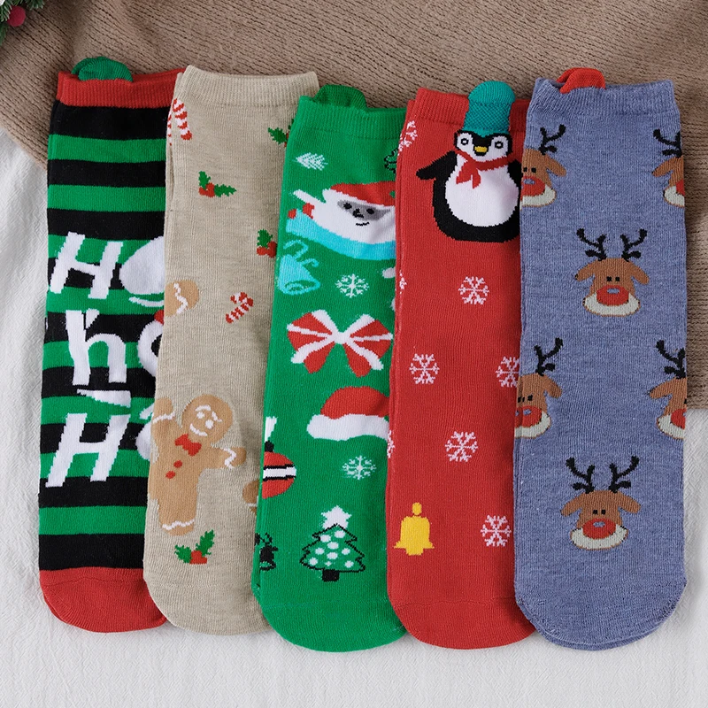 1/5/10/15/20 Pairs Random Women Mid‑Calf Socks, Classic Christmas Cartoon Letter Print, 3D Ear Design, Comfortable Breathable