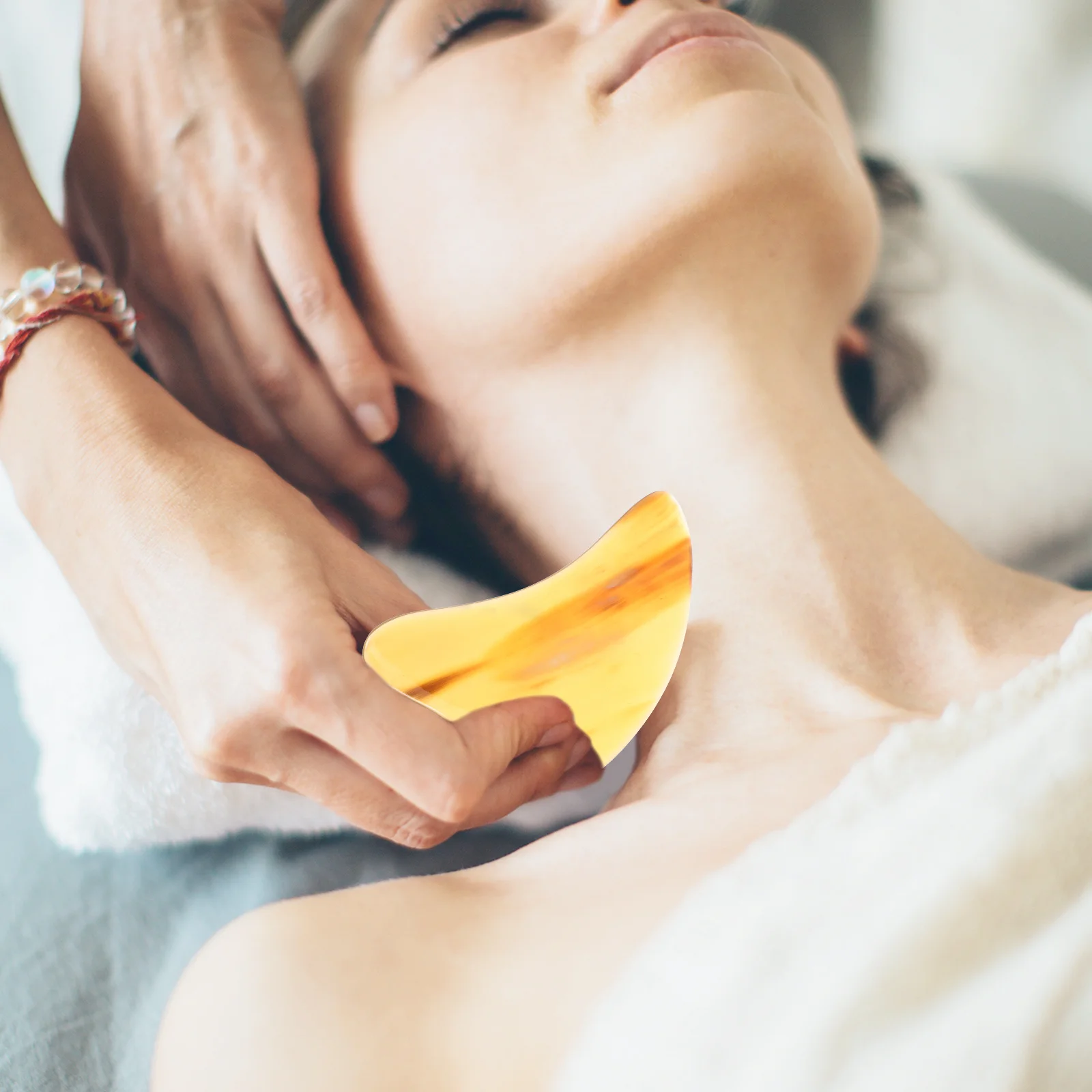 Gua Sha Board Raschietto professionale per il viso Strumento di massaggio portatile per il drenaggio linfatico Bordi lisci Cura della pelle sicura Conveniente