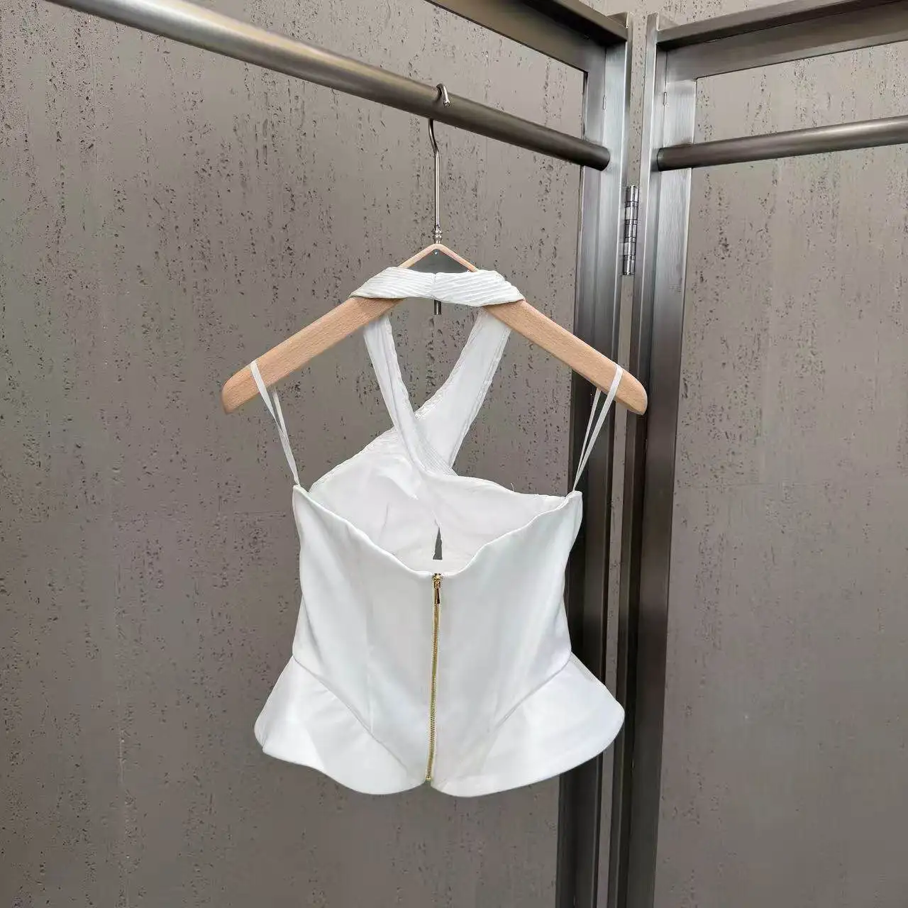High Street Tanks Women's Spring and Summer Twisted Strap Fishbone Waist Cinched Ruffle Edge Fluffy Backless Hanging Neck Tanks