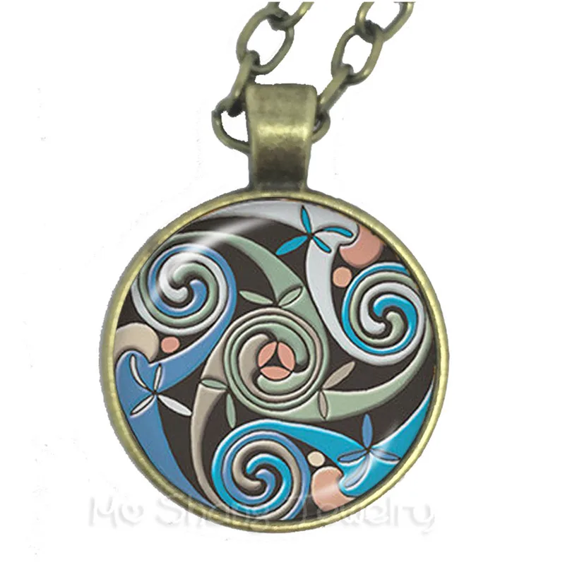 Triple Moon Goddess Wicca Pentagram Magic Amulet Talisman Women Moon Necklace Tibetan Vintage Jewelry Gift For Family Talisman
