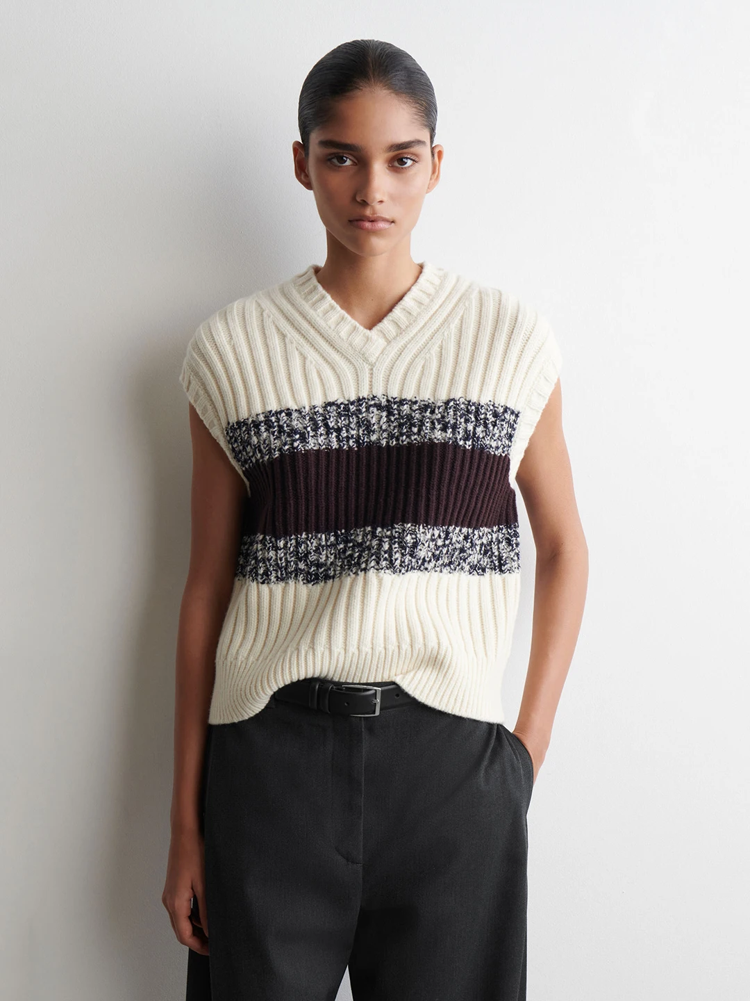 

Повседневный вязаный жилет с v-образным вырезом, женский цветной блуз, полосатый многослойный простой шерстяной жилет, осень-зима, Новое поступление