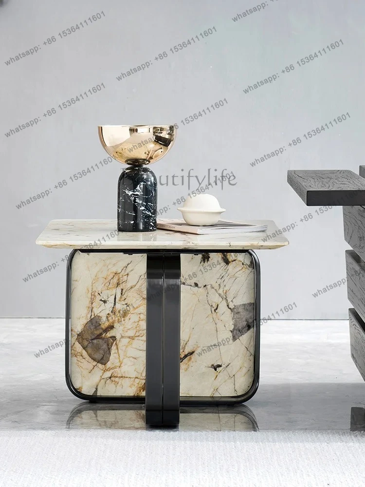 

Итальянский минималистичный уголок из натурального мрамора, современный роскошный каменный уголок в стиле минимализм.