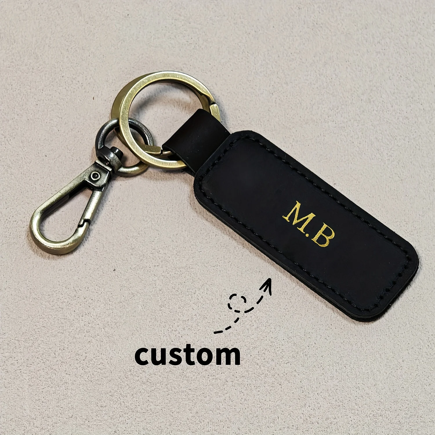 Aangepaste naam mode heren dames PU lederen sleutelhanger Vintage creatieve hanger handgemaakte kleine gift DIY aanwezig autosleutelhanger