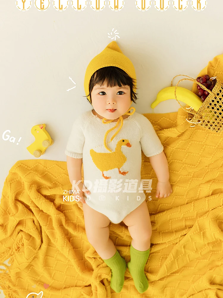 Photography props 100 day theme baby photography 100 day clothing full moon cute duck photography studio supplies 신생아촬영